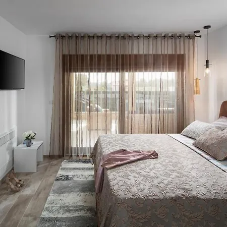Holiday Home In Vir With Terrace, Air Conditioning, Wifi Washing Machine 4740-1 * Vir