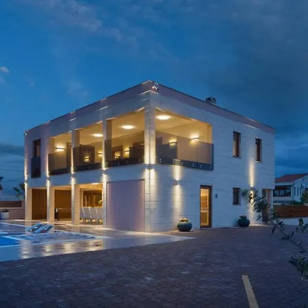 Holiday Home In Vir With Terrace, Air Conditioning, Wifi Washing Machine 4740-1